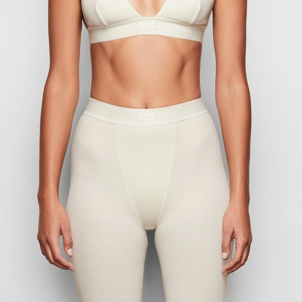 Cream Ribbed Leggings - Picture 2 of 2
